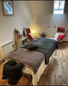 (618)417-9552 is ethnicity_Caucasianandoffers nuru massages, asian massage, bodyrubs in Richmond and available for service_location_bothon rubrankings Welcome to Aurea Spa & Wellness, where tranquility and elegance meet expert touch.
Here, each treatment is more than a service, it’s a sensory journey, blending precision, compassion, and artistry to restore balance and elevate your well-being.

From the moment you step inside, soft lighting, soothing aromas, and the sound of stillness set the tone for pure renewal. Choose from a variety of specialized techniques tailored to your needs:

	🌿 Swedish Massage – A timeless
classic using graceful strokes to release tension and calm the spirit.
	🌿	Deep Tissue Massage – Restorative pressure for deep muscle relief and improved flexibility.
	🌿	Hot Stone Massage – Smooth, heated stones radiate warmth to soothe and unwind.
	🌿	Aromatherapy Massage – Essential oils blended for balance, peace, and energy renewal.
	🌿	Reflexology – Focused pressure techniques that harmonize the body through the feet and hands.
	🌿	Sports Massage – Dynamic care for active lifestyles and enhanced performance.
	🌿	Prenatal Massage – Gentle, nurturing comfort for expectant mothers.
	🌿	Signature Full-Body Massage – A harmonized combination of techniques for total renewal and deep relaxation.
	🌿	Therapeutic Body Rub – A soothing, restorative treatment that revives the body and quiets the mind.
	🌿	Nuru Massage – A luxurious, fluid full-body glide with nourishing gel for profound calm and connection.
	🌿	Body-to-Body Massage – A holistic, skin-to-skin approach that promotes deep muscle relaxation and harmony.


✨ Wellness Beyond the Moment

Massage at Aurea Spa & Wellness isn’t simply a luxury,  it’s an essential act of self-care.
Each session helps you:
	•	Relieve physical and mental stress
	•	Improve circulation, flexibility, and posture
	•	Restore energy and focus
	•	Enhance sleep and overall wellness


🌸 Your Wellness Journey Starts Here

Step into serenity. Feel restored. Leave renewed.
At Aurea Spa & Wellness, every session is tailored to your comfort, your rhythm, and your well-being.

📞 Book your session today and experience the art of mindful relaxation.
📩 Text: 618-417-9552
📧 Email: aurearelaxationhub@gmail.com
