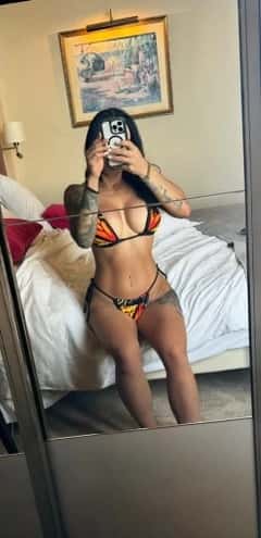 (929)407-1031 is ethnicity_Caucasianandoffers nuru massages, asian massage, bodyrubs in New York City Nyc and available for service_location_incallon rubrankings Hi boys, I'm Megan! I'm a 28 year old all american hottie with a body! I'm 5’5” with a beautiful face, pretty brown eyes, and long dark hair that falls down my back. I'm a total gym bunny with an ultra fit body that is perfectly toned and sculpted with the right amount of curves. Ready to work up a sweat? My 34DD breasts, slim waist, and round perky booty are yours to explore. When I'm not turning heads at the gym or working as a fitness trainer, I love exploring my sensual side. I have an intuitive touch and my attitude is playful, sexy, endearing and seductive! I'm open minded and love to take the lead if you want me to. Ready for a tantalizing feminine woman to blow your mind? I love what I do and want to show you just how much. If you’re craving decadent pleasure - look no further. Care to take a dive into the taboo? I’m fetish-friendly and offer a *variety* of sessions to entice you.Come by my private, clean apartment in Chelsea with a shower available.I accept same day bookings! Light screening required for new friends!availability: check the schedule here ? https://www.chelseabodyrub.com/scheduleRates: 220 HH/300 HR *base rate for bodyrub*call only: 212-256-0577call or text: 929-407-1031email: MeganSexxton@protonmail.com or get in contact with me directly: 315-305-2565more pictures: https://www.chelseabodyrub.com/meganlocation: Chelsea, Manhattan, NYC