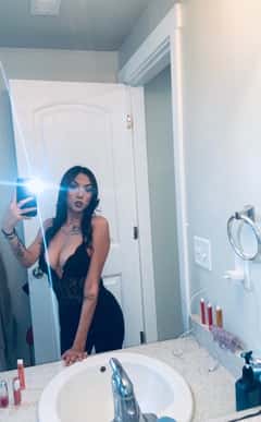 (385)457-1828 is ethnicity_Latinoandoffers nuru massages, asian massage, bodyrubs in Salt Lake City and available for service_location_outcallon rubrankings Wanna have a good night !!!!
Just text me 
Fast replies 
Here to spice up your night 😘 