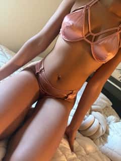 (612)633-8489 is ethnicity_Mixedandoffers nuru massages, asian massage, bodyrubs in Minneapolis and available for service_location_bothon rubrankings hi gentlemen, I am the hottest new spinner in town. Come spend time with me. You will not regret it my captivating bubbly personality will have you wanting more. come relax with me.