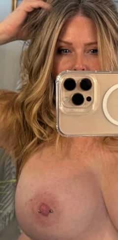 (435)549-3866 is ethnicity_Caucasianandoffers nuru massages, asian massage, bodyrubs in Salt Lake City and available for service_location_outcallon rubrankings Looking for the purrrfect? mis of sophistication and sensual charm?  You've manifested the mature, voluptuous blonde who knows how to make you feel at ease the moment you walk in the room.  My all natural curves (38DD), warm smile and open-minded personality offers you genuine companionship that is both exciting and relaxing!  

?Available for generous gentlemen who appreciate elegance and authenticity!

Come lay your head on these pillows?
Judy 435/549/3866