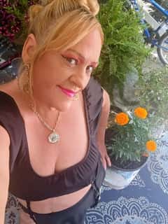 (380)283-9408 is ethnicity_Caucasianandoffers nuru massages, asian massage, bodyrubs in Columbus and available for service_location_incallon rubrankings I offer a 1hr session full body hot oil massage..leave the stress at the door!!
Available 11am- 7pm 8days
30min
1hr
Text for appointment 