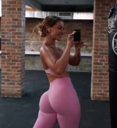 (214)487-0765 is ethnicity_Caucasianandoffers nuru massages, asian massage, bodyrubs in Dallas and available for service_location_bothon rubrankings Half hourHour2 hour