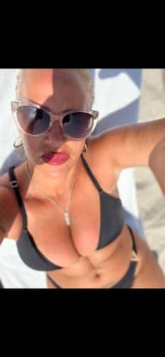 (614)721-1345 is ethnicity_otherandoffers nuru massages, asian massage, bodyrubs in Columbus and available for service_location_incallon rubrankings My goal is to make you feel like you stepped into a little Vegas getaway — it's an experience, not just a massage
. I also want my clients to know that cleanliness is everything to me. I take great pride in maintaining a clean and sanitized space, for each session 
I do expect the same cleanliness from you as well. Looking forward to seeing you soon!

Looking for an upscale classy lady   that's down to earth, fun, mature   with an impeccable reputation and gives a great massage. 
13 great years with my clients
I provide a range of services tailored to fit your needs I offer a heated massage table with unscented lotion, Hot Towels and music of your choice. 
 Upscale Private Location Ensuring u a discreet experience.!!

Mutual touch  with Upgrades 

HOURS Monday -Friday 9 am -5pm close

(Weekends has to be booked in advance not day of it is  a private location )
Saturday 9 am - 2 pm close 
Sunday   9:30 am -2 pm  close 

Looking forward to meeting with you 
text is best Please be Respectful include  your name when texting or calling 
Please do not text  before 7am or after  9 pm I will not respond or take u as a  client 
Thank u so much 😊 






 
