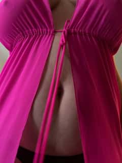 (818)674-9895 is ethnicity_Mixedandoffers nuru massages, asian massage, bodyrubs in Los Angeles and available for service_location_bothon rubrankings Fantastic massage,  clean towels,  cozy and friendly atmosphere 