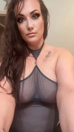 (262)402-8926 is ethnicity_Caucasianandoffers nuru massages, asian massage, bodyrubs in Milwaukee and available for service_location_bothon rubrankings Chill vibes only rejuvenate relax release