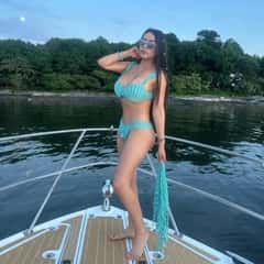 (917)722-0059 is ethnicity_Latinoandoffers nuru massages, asian massage, bodyrubs in New York City Nyc and available for service_location_bothon rubrankings Come and enjoy an excellent relaxing massageGet out of the monotony and experience new things??