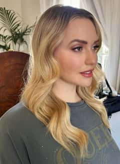(640)248-5988 is ethnicity_Caucasianandoffers nuru massages, asian massage, bodyrubs in Tampa and available for service_location_bothon rubrankings Hello! I'm Lauren. Are you tired of feeling stressed, tense, and rundown? Do you struggle with chronic pain or discomfort?
Look no further than Lauren Massage Therapy! As a licensed and experienced massage therapist, I am dedicated to providing personalized sessions that cater to your unique needs and goals.
1 offer a range of techniques to:
Melt away stress and tension
Relieve chronic pain and inflammation
Improve flexibility and range of motion
Enhance overall well-being and relaxation
- Swedish Massage V
- Deep Tissue Massage V
- Sports Massage V
- Aromatherapy
- Hot Stone Therapy
-Nuru Massaae V

You can add me on Snapchat 
