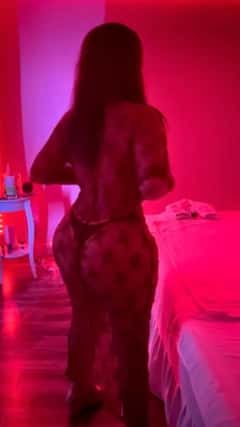(619)530-3013 is ethnicity_Latinoandoffers nuru massages, asian massage, bodyrubs in Los Angeles and available for service_location_incallon rubrankings Holiday special💕🎁🤗Come over for sexy times with sweet curvy latina ,I will start you off with deep tissue massage to relax your body n tension ,following with light touch massage ,with soft music candles ,nice quiet atmosphere , Vip is available we can discuss in person , good parking available right infront of my door ,descrete office building ??let me know little about you,when contacting me ,race, age job occupation job please ,see you soon Pappi?? 160 hh