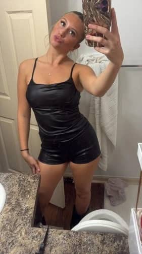 (319)504-1076 is ethnicity_Caucasianandoffers nuru massages, asian massage, bodyrubs in Bloomington and available for service_location_bothon rubrankings I'm Erin Mia james 💋 FACETIME FUN AVAILABLE AT CHEAP RATE SEXY VIDEOS AVAILABLE FOR SMALL RATE 💯 ✅ Available for both INCALL, OUTCALL and cardate service Sell nasty Video 🍑❤ Anal, bareback, Greek, BBBJ, Gfe Come let get down I need regular also No cops and Bs 💯 Real and legit If this is your first time Hit me up I can handle shy guys I offer full service You are going to enjoy fucking me 💯 🍑💦😍💎Need a Regular💎Also Availble 24/7 🥰

Telegram. :  @erin_mia_camila
