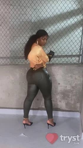 (716)279-1317 is ethnicity_Blackandoffers nuru massages, asian massage, bodyrubs in Charlotte and available for service_location_bothon rubrankings Hey Im Christian and I Offer Several Different Services 🥰. Are you tired of being serviced by women who have no class or look nothing like their photos. Look no further. I aim to provide top tier service. Blow some steam off with a nice serenity massage. I Cater To Your Specific Needs during your massage session.  I Believe In Authentic Connections. Authentic Connections Leads To Recurring and Returning Clients ☺️ Please be courteous and respectful. There are Ads For escorts. Its best you contact them if thats your preference. 😉 Strictly Business! I Hope To Connect soon.