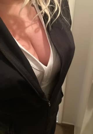 (248)730-3446 is ethnicity_Caucasianandoffers nuru massages, asian massage, bodyrubs in Detroit and available for service_location_incallon rubrankings Hello  gentlemen, I am a 36 years old sexy caucasian female, 5”2, 125lbs, 36C, blonde, pretty.
 One hour  full body  sensual, erotic massage is 150, half an hour is 100. Nuru massage session is 175HR (my donations) Call me at 2487303446 for an appointment. Please no texts, emails, explicit questions, blocked calls or pictures requests (these are mine) I work independently and offer a  private incall setting. 