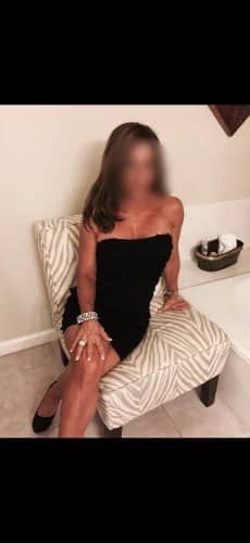 (480)442-7102 is ethnicity_Caucasianandoffers nuru massages, asian massage, bodyrubs in Phoenix and available for service_location_incallon rubrankings Escape with me for awhile to rejuvenate your body and soul. I am professional, classy, educated and enjoy the company of respectful and generous gentlemen. I offer many massage modalities that will meet your needs. Until then.


