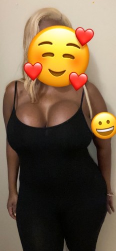  is Blackand offers nuru massages, asian massage, bodyrubs in Raleigh and available for incall on rubrankings Come and explore me…