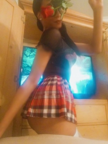 (305)462-2571 is Mixedand offers nuru massages, asian massage, bodyrubs in Miami and available for incall on rubrankings Hello gentlemen!
My name is Jada,
Providing body rub and wellness at a private, in-studio location serving: (Miami Beach/North Miami Beach/ Miami surrounding areas and Deerfield Beach with 24 hours advance notice.
I am a beautiful American girl with feminine curves (all natural), a gorgeous face and positive attitude. 
My seductively sweet demeanor and friendly charming personality are paired up with an amazing smile.
Let my feminine touch heal your body, mind and soul. I will make you soon forget about the world. Your session will never be rushed. 
💆🏼🚿 Enjoy the rejuvenating benefits of soapy steam shower, personalized body rub, bodyscrubs and or my special MVP session that includes a combination of the wet Nuru done on nuru mattress using warm gel and a soapy steam shower together. Each of my sessions are thoughtfully designed to relieve stress and guide you into a state of pure bliss. Set within a secluded private oasis, the atmosphere is intentionally curated for complete escape and deep relaxation.
🕯️My guests are enveloped in warm candlelight, soft ambient illumination, and carefully selected music that flows effortlessly with the mood of each service.
A steam shower, enhanced with eucalyptus plants and aromatherapy, invites the body to fully release and unwind.
With a variety of techniques and styles, no two sessions are ever the same - there is always something new to discover.
💵Cash and Zelle Preferred. 💵
☎️ Appointments are exclusively scheduled via phone call when directed. 
🚫NO Couples🚫
🚫Please DO NOT CONTACT ME TO SOLICIT for any Services not listed. 🚫