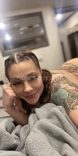 (480)528-9335 is Caucasianand offers nuru massages, asian massage, bodyrubs in Charlotte and available for both on rubrankings Soft hands that know what they’re doing and exactly how to release all that pent up stress and tension. I know you want to get it all out so don’t hesitate to call me asap
Brittney 480-528-9335

Https://onlyfans.com/b10bombshell

