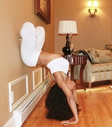 (305)709-7448 is 0and offers nuru massages, asian massage, bodyrubs in Nashville and available for both on rubrankings The Original Blend Massage Goddess – REAL Massage

Service Location
Both

Description
This is what you’ve been looking for.

My Therapeutic Sensual Blend Massage is the best of both worlds. I deliver a deeply relaxing experience that will leave your entire body feeling sublime.

Do you value discretion? I do too. When you come to see me, you never have to worry about anyone wondering what you’re up to.

I am a real massage therapist providing services in a quiet, safe, and professional setting. The details of your treatment are always private and confidential.

I would love to hear from you. Please get in touch to schedule your appointment. In your message, let me know the type and length of massage you would like, and I’ll get back to you as soon as possible.

Therapeutic Sensual Blend Massage is a top-of-the-line, thoroughly relaxing massage experience designed to melt away tension and stress while brightening your day like nothing else can.

Therapeutic Sensual Blend Massage
• 30 Minutes – $180
• 60 Minutes – $240
• 90 Minutes – $300

Pure Therapeutic Massage loosens muscles and relieves tension throughout the body. This is the type of massage commonly offered at spas and chiropractic offices.

Pure Therapeutic Massage
• 60 Minutes – $160
• 90 Minutes – $200

Available by appointment only.

With Appreciation,
Esther

