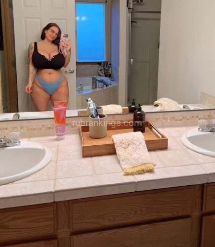(559)529-6359 is Caucasianand offers nuru massages, asian massage, bodyrubs in Los angeles and available for both on rubrankings Down for anything casual with Mutual touch and a body to body included. Please introduce yourself with name and and let me know you saw my ad on this site. My goal is to leave you completely satisfied .