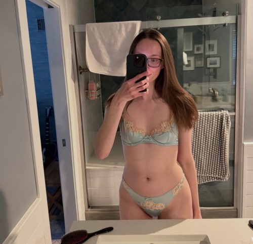 (414)396-7825 is Caucasianand offers nuru massages, asian massage, bodyrubs in Oklahoma city and available for both on rubrankings Welcome to the most sensual dream come true. I enjoy the company of generous respectful business men.I am an independent massage NURU provider who is extremely down to earth and very playful. My beautiful eyes, soft skin, perky DD's, and sweet playful charm will have you feeling like the luckiest man. I offer a full body therapeutic sensual massage in my clean spa like studio My sessions are never rushed and always unique to cater to your personal taste an exceptionally wonderful massage from an obviously schooled and educated massage therapist with the most incredible twist to start and end your session that I’ll provide . You won't be disappointed.
❤ Erotic Tantric
❤Private service available
❤ NURU MASSAGE movies 100% Real Photos
❤ Independent NURU Massage Provider
❤ Unscented Organic Oil
❤ Private Parking
❤ Water Bottles
❤️ Happy ending available
HMU . Telegram @lovebug101s
Number; 4143967825
Email; venessap110@gmail.com
Signal username ; @cou.06