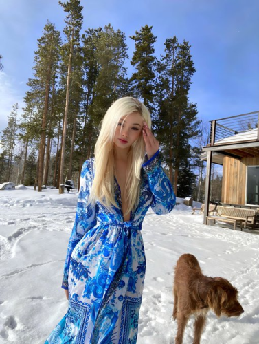 (575)291-8763 is Caucasianand offers nuru massages, asian massage, bodyrubs in Las vegas and available for both on rubrankings I'm sexy Loryn, 💯 and I'm looking for gentlemen,  You will love my silky, soft, and gentle hands as I caress your body. I can be firm when needed to help relieve your stress. I love what I do, and I want to share my talents with my amazing clients.💗💗


Let's take our time and spend an hour or a few hours together, and get to know each other better! I will make you feel like the luckiest man on earth. You can be assured I will always be well-groomed and dressed to impress ♥️♥️


I look forward to making unforgettable memories with you while helping you melt your stress away. ♥️♥️


I love to video chat online.
Just call or text me! I am available now!
Details are discussed in person and never through the phone.


Kisses, 💋 
Loryn