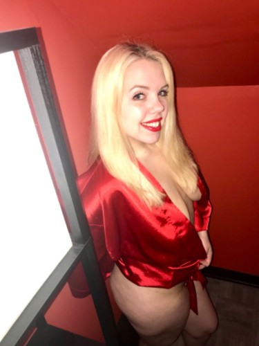 (725)260-7365 is Caucasianand offers nuru massages, asian massage, bodyrubs in Las vegas and available for both on rubrankings Hey! I'm Annabelle! I'm a small town girl, that likes to have fun in the city!! I’m friendly and love meeting new people! My upbeat and positive energy is very contagious!I'm very energetic and I'll never get tired of making you feel good! I'll be your perfect stress reliever! I love to hear about your day and how I can make it better!