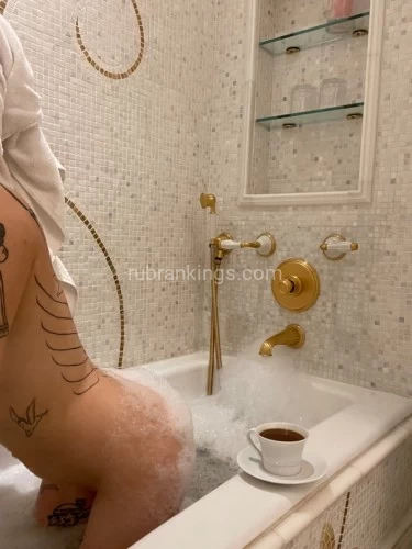 (929)407-1031 is Caucasianand offers nuru massages, asian massage, bodyrubs in New york city nyc and available for incall on rubrankings Hi, I'm Alexis. I’m a sweet and sultry tattooed vixen with a sense of adventure. I stand 5'4" with a slender physique, perky 34Cs, and green eyes that you'll lose yourself in. Allow me to spoil you with a decadent bodyrub under my soft hands. I have a gentle touch and a tender sensuality that will leave you breathless. My personality is warm, inviting, and easy going. I’ve been told I am a fun mystery to solve, and I pride myself on my ability to make lasting connections. Drop a line, suitors - I’ll be waiting :)
