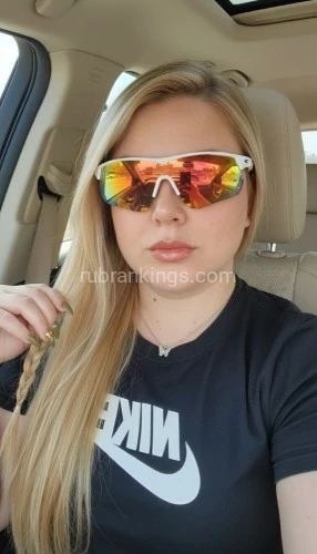 (716)335-3187 is Caucasianand offers nuru massages, asian massage, bodyrubs in New york city nyc and available for both on rubrankings I’m an easy going person, loving caring understanding sexy and pretty. I love to work and be happy always. 
