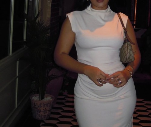 (984)355-3083 is Caucasianand offers nuru massages, asian massage, bodyrubs in Raleigh and available for incall on rubrankings 🌺Hey there, I’m Janae,
 🌹I’m Caucasian/latino mixed💕

🌺TRY TO BOOK AHEAD DUE TO HIGH DEMAND 

🌺APPOINTMENT ONLY!!🌺

Body rub of luxury🔥 With a playful spirit and a fabulous sense of humor, I’m all about making your fantasies come alive.

Every session is all about comfort, relaxation, and making you feel completely cared for from the moment you arrive.

Whether you visit my cozy private environment you’ll be treated with care, respect, and a little extra sweetness.

🛁COMFORT AND RELAXATIONS INCLUDES:
• Fresh towels & private shower
• Warm oils & calming ambiance
• Clean, sanitized environment after every session
• Professional, discreet, and welcoming service


🌺SERVICES INCLUDE 🌺
• Relaxation massage 💆
• Swedish Massage
• Regular massage 💆
• Girl Friend Experiences 💕
• Personalized Luxury Experiences ✨

🌺SHOWERS AVAILABLE 🌺


💌 Reach Out & Book Your Relaxation Escape -