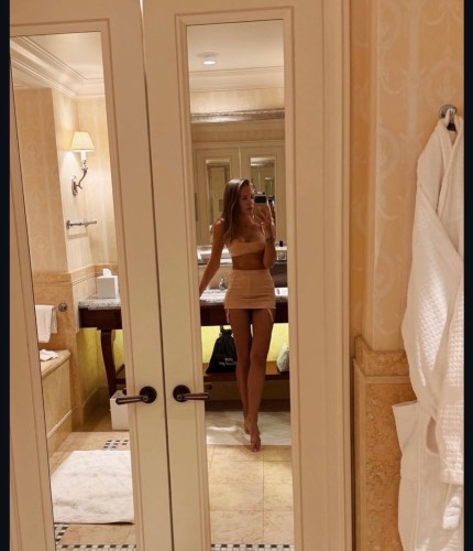 (646)664-5542 is Mixedand offers nuru massages, asian massage, bodyrubs in Washington and available for both on rubrankings Step into a cozy and inviting apartment where relaxation meets elegance. A beautiful young woman offers a gentle and calming massage experience, helping you escape the stress of everyday life.

Soft lighting, a peaceful atmosphere, and caring hands create the perfect setting for deep relaxation and renewed energy. Let yourself unwind, recharge, and enjoy a moment dedicated entirely to your well-being. ✨💆‍♀️
✨NO FS!!!✨

My name is Irina! I’m originally from Russia! 26yo
All natural! 
Feel free to Text/call! 