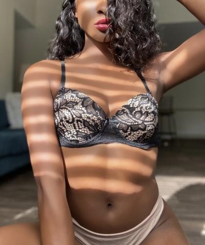 (470)673-2835 is Blackand offers nuru massages, asian massage, bodyrubs in Atlanta and available for both on rubrankings Hi I’m Brooke, a sexy Model with a slim athletic build. I offer a full body sensual massage in a clean, safe, and luxury apartment near the Braves stadium. Whether you prefer soft touch or deep tissue I assure that my hands will put you at ease.. I do not offer FS. Pictures on ad are 100% accurate. Call today and book your massage. 30mins - 1501hr - 20090mins - 3002hr - 400Out Calls Available - $25 travel fee (Travel fee may be higher if your long distance)