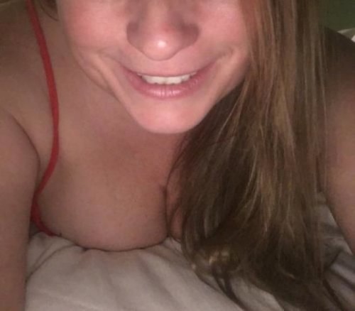 (213)935-4813 is Caucasianand offers nuru massages, asian massage, bodyrubs in Raleigh and available for incall on rubrankings Enter a world of tender touch and sensation where pleasure lives and time falls away. Imagine, during a long, busy week, coming into a sanctuary where you relax and surrender your entire body to the pleasures you deserve. Unlike any experience. A true oasis. By appointment only. Please call or text to schedule. Hhr 160 Hr 200 Vickie Incall Only