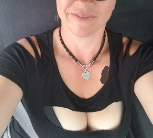 (760)618-5200 is Caucasianand offers nuru massages, asian massage, bodyrubs in San diego and available for incall on rubrankings Please TEXT me with a little about you (name, age, occupation), time preferences, and lenght of massage you want.  I don't ask for last name, employer information,  or references. I am open to last minute if it works out time wise. If you reach out after 7pm I will get back to you the next day. I have a lot of reviews on private delights and TER. If u can't text then email at ambergoodhands@yahoo.com, but text is preferred. 



Hi, I am girl next door, offering a great massage, cmt (certified massage therapist) for 20 years, good at deep tissue. I have a great private incall at my house, shower available, and a heated massage table.  I will be fully clothed, but of course you will not be.  I do have real 36C breasts and I wear something low cut. This time will be all about you! I do have a lingerie option with polite respectful mutual touch. I can do prostate massage if you like that. And I am open to doing light bdsm, spanking, nipple twists, etc. Pamper yourself! I have limited availability as I work another job, usually good times are Tuesday from 10 to 530. Wednesday from 10 to 430. Thursday from 10 to 3. Friday from 11 to 5. Most Saturday's and Sunday's from 10 to 4. I have extended hours when its raining or in extreme heat. I never work past 6pm. I am a home owner so my place is quiet and clean. NO FS. 

Donations
Incall
150 half hour
220 hour
300 90 minute

Lingerie
200 hhr
300 hr
400 90 minute

Pegging
250 hhr
320 hr
400 90 minute 



After hours Saturday at 4pm or day off appointments if I am available +100