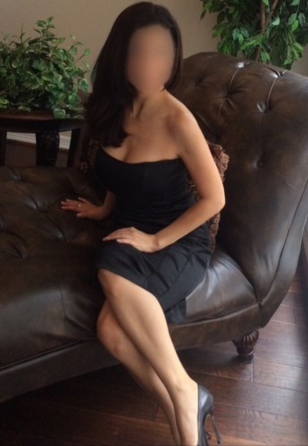 (832)986-6416 is Caucasianand offers nuru massages, asian massage, bodyrubs in Houston and available for incall on rubrankings Come enjoy a discreet sensual rubdown experience.  Let me fulfill your personal needs. Unscented lotion, candles, hot towels and aromatherapy available.  Professional, generous and discreet clients over 30 only please. 
Please let’s be respectful of each other time. I’m only available Mon-Fri. I turn my phone on at 8:00 am and my first appointment time usually start around 9:30/10:00 am and must end by 3:30 pm on most days. 
I will not text additional pics or respond to vulgar conversations or text. 

By appointment only sorry no walk-ins. 
SERIOUS INQUIRES ONLY PLEASE.  
I currently do not offer outcall, weekends or evening appointments. 
NO REVIEWS NO REVIEWS NO REVIEWS(I’m a licensed professional please respect this request
)

PRIVATE OFFICE SUITE

HANDS on RUBDOWN 1hour 200
VIP 400
CASH ONLY UNLESS YOU ARE A PREVIOUS CLIENT. 

VIP  is only available to clients of MY CHOICE(our chemistry and your hygiene depends on it trust me). Be one of the select few that are offered VIP. I see no more than 1 VIP per day.

CASH ONLY

832-986-6416

My phone turns on at 8:00am
Book early as I fill up super fast
Appointments available starting at 10:00am

Unfortunately the following must be said....HYGIENE IS VERY IMPORTANT. DO NOT WALK INTO YOUR APPOINTMENT WITH THE ODOR OF UNDERARMS, BAD BREATH, FEET, ASS OR BALLS! I HAVE A SHOWER AVAILABLE, SOAP, MOUTHWASH and OTHER HYGIENE PRODUCTS FOR YOUR USE IF YOU NEED. I get it we all have our off days and this Houston heat is awful so these products are always available for you both before and after your session. 




