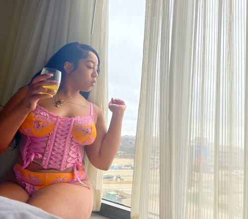 (916)750-2876 is Mixedand offers nuru massages, asian massage, bodyrubs in Tulsa and available for both on rubrankings Hey there I’m Tatiana, based in Tulsa. I’m well known for my NURU and FULL BODY SENSUAL MASSAGES.If you’ve had a long day at the office or just wanna treat yourself to moment of bliss and relaxation. Either way I’m the lady for you!xo Tatiana 