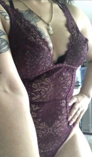 (919)433-6117 is Latinoand offers nuru massages, asian massage, bodyrubs in Raleigh and available for incall on rubrankings Hi guys I’m Sexy Kelly and I’m located in the research triangle Park area Durham, I offer an erotic table massage for $160 or a VIP table massage for $300. I am located in a upscale private location very safe and discreet. I enjoy what I do and you will too. Serious inquiries only. 919-433-6117 100% independent 100% real pics