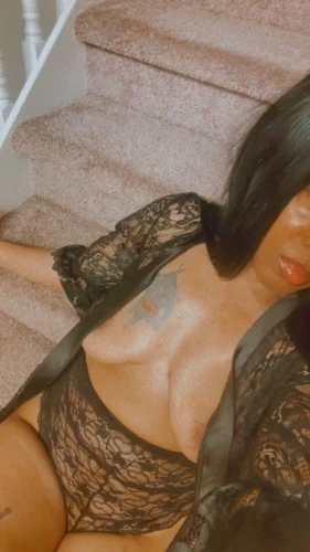 (330)571-3940 is Blackand offers nuru massages, asian massage, bodyrubs in Cleveland and available for outcall on rubrankings Need to Unwind or just need a night cap. My goal is to completely relax you, while offering you the ultimate relaxing experience.Clean-Safe environmentHot Towels- Candlelight atmosphereDeep Sensual Full Body RubBody ScrubsTemple massage*30 Min $150*45 Min $175*Hour $250*90 Min $350Small Deposit Required to Book Session Advanced Notice Please if Possible