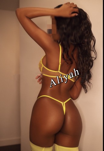 (424)444-6703 is Latinoand offers nuru massages, asian massage, bodyrubs in Los angeles and available for incall on rubrankings I'm Aliyah. A beautiful exotic Colombian Brown Beauty with a Face of an Angel and a Body Made for Sin.  I'm 5'8 model type body. Beautiful eyes, long black hair, Long legs, Nice tight ass and beautiful full breasts. 

I offer an amazing breathtaking, sensual bodyrub (nuru) experience guaranteed to make you feel like you're dreaming.  I'm also a professional masseuse. Unrushed & done with mesmerizing expertise. 

You can read my amazing reviews on my other site 
https://privatedelights.ch/profile/Kasandrababy

THERE IS A 50$ CANCELLATION FEE AND A 40$ LATE FEE IF YOU ARE MORE THEN 10 MIN LATE

RATES  
30min 150$
45min 200$
60min 250$
90min 400$

I am the ultimate sensual touch provider.

