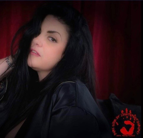 (903)905-7081 is Caucasianand offers nuru massages, asian massage, bodyrubs in Austin and available for incall on rubrankings HOWDY YA'ALL, I'M SHELLY, I'm just a little older ,with a lot of experience in Body Rubs , massage, trigger point, tantric, and so on..I'm very down to earth with a personality that's down to earth ..I'm curvy, long Raven hair, contagious smile.. I'm privately located in a clean upper executive style office.. I'm available from 8:30am-10pm upon request...DONATIONS ARE AS FOLLOWS:HH 140HOUR 260VIP 300Look forward to meeting you  !!!!  SHELLY ,