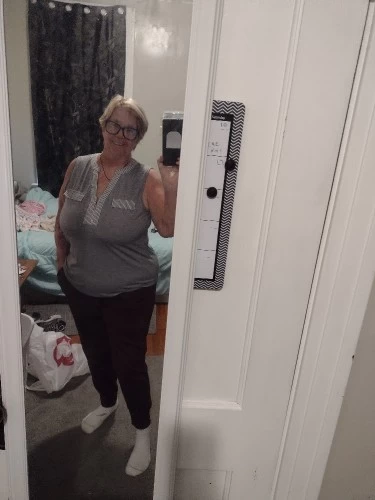 (314)852-0234 is ethnicity_Caucasianandoffers nuru massages, asian massage, bodyrubs in St Louis and available for service_location_incallon rubrankings I love to give great massages and you love to get great massages! I work out of my house. I have a heated massage table and always clean linens! Shower is available if you need it. Good hygiene is a must!  I'm available 10:00 a.m. to 7:00 p.m. 7 days a week. Text or call if I don't respond for some reason please reach out again! I offer 30, 60 and 90 minutes sessions! I promise you won't be disappointed!  All races gratefully welcomed!