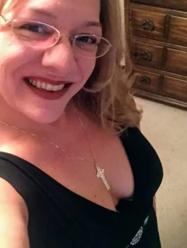 (919)675-6706 is ethnicity_Caucasianandoffers nuru massages, asian massage, bodyrubs in Raleigh and available for service_location_incallon rubrankings Hello respectful Caucasian Gentlemen age 40+!  
Thank you for visiting and taking the time to read my ad. 

Sunday's Plan? Have some SUNSHINE FUN and step into the DAY feeling completely refreshed. RELAX your body, RELEASE your mind and RENEW your spirit! Experience a YUMMY, COMPLETE GFE wrapped in Sweet Southern Sunshine. You deserve a YUMMY MAGICAL TREAT!

Nothing makes me HAPPIER than giving your body the LOVE it deserves. SWEET Southern Seduction with Mutual touch intimacy! Step away from the daily rush and connect with a completely independent, loving spirit. I am available daily throughout the week and weekend. I intentionally maintain a flexible, low-volume, easy going schedule so that every moment we share is relaxed, attentive, and completely refreshed.


Please give me a CALL to discuss details and to schedule. Please DO NOT TEXT! I DO NOT schedule or discuss details via text. 

NO AA, Indian/Asian or Hispanic. 

Conveniently located 5 minutes from RDU AIRPORT Exit 284 Airport Blvd. 

You will also find me: https://tryst.link/escort/southernsunshine420




