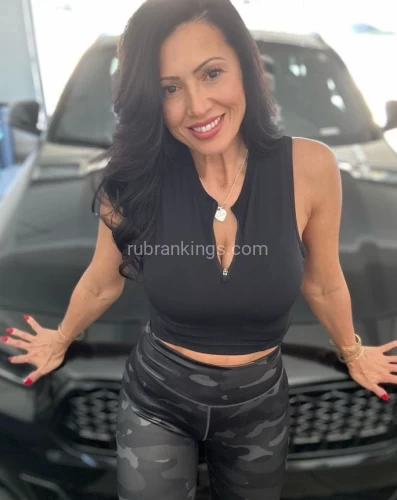 (725)346-4714 is Latinoand offers nuru massages, asian massage, bodyrubs in Las vegas and available for outcall on rubrankings Hey Gentlemen, I'm a natural beauty, with beautiful soft skin.I promise to give you my undivided, tender attention...No Driver, No Booker, No DramaAbsolutely LOVE what I do.I am text and call friendly, so let's plan a date!Maria725-346-4714