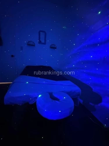 (727)222-9352 is Latinoand offers nuru massages, asian massage, bodyrubs in Tampa and available for both on rubrankings Indulge in the ultimate relaxation experience. Whether you need relief from stress, tension, or just a moment to unwind. I’m here to help you. See you soon