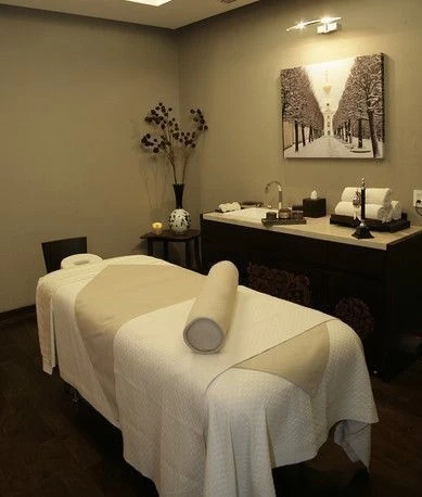 ??KOZA SPA?LATINAS?46 av and Maryland ??