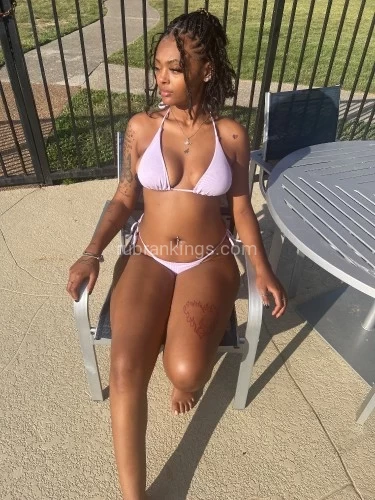 (256)696-7409 is Blackand offers nuru massages, asian massage, bodyrubs in Huntsville and available for incall on rubrankings Hey baby, I’m Yuni. Relax with me and get a deep body massage and great conversation with a pretty face ❤️ Located in the Huntsville area30 min-$20020 min-$125come relax ? *for every 10 min late $20 late fee added to total * after 20 min late, CANCELLED *NO ILLEGAL SERVICE AT ANYTIME