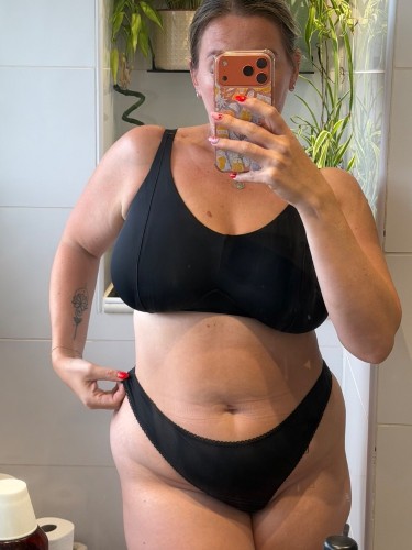 (929)792-4895 is Latinoand offers nuru massages, asian massage, bodyrubs in Dallas and available for both on rubrankings Hi my name is Julia I’m available right now in your area I offer nude Nuru-style body to body massage with happy ending I can do more that  what your gf or wife can do text me 

I’m real, legitimate, and 30 years old. My incall location is my private apartment in a safe area. I also offer outcalls depending on your location.

Rates:
• Incall Nuru: $270/hour
• Topless body slides: $200 (appointments or weekends)

You’ll have a great experience! Upgrades are available and can only be discussed in person.

Please text only, as I may be in a session and unable to answer calls.

If you’re ready to book, please include your age, race, and your preferred appointment time in your text.

No app-generated or spam numbers, please.

Text: +1 (917) 665-7308