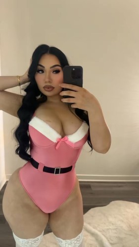 (619)914-3870 is Latinoand offers nuru massages, asian massage, bodyrubs in San diego and available for both on rubrankings Hi babe! It's Vanessa?l’m a very sweet and sexy latina. I love to have fun and give a good time! My beautiful eyes, soft skin, juicy booty, and sweet playful charm will have you feeling like the luckiest man. Text or call me for an appointment please, I can’t wait to meet you and please you! 

Ask about my prostate massage, strap on, Domination - light to mild (BDSM), fetish friendly ;)

Hygiene is very important to me ?
 
Shower available 

See you soon ?

Click link for OnlyFans or come see me in person ;)
