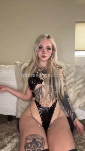 (971)363-4008 is Mixedand offers nuru massages, asian massage, bodyrubs in Tulsa and available for both on rubrankings Hi, I'm Dixie, a licensed massage therapist with over 5 years of experience. I help clients find relief, relaxation, and restoration through tailored massage treatments. My journey started as a manicurist, where clients often praised my touch, encouraging me to pursue massage therapy. I love working with clients who've tried it all but still struggle with discomfort – there's nothing like seeing someone finally find relief after a session! Services include:
- Chronic back & neck therapy
- Swedish massage
- Neuromuscular therapy
- Sports massage
- Relaxation sessions
No upfront payment. Get in touch:
Call or Text: +1(971) 363-4008
Email: dixienewbould@gmail.com
Telegram/WhatsApp: (971) 363-4008
Website: https://dixies-massage-sessions.lovable.app/