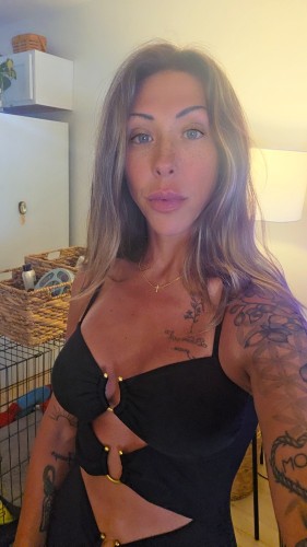 (217)218-3438 is Caucasianand offers nuru massages, asian massage, bodyrubs in St louis and available for both on rubrankings Hey Its Nikki!! 

I offer nude, sensual touch full-body massages.
No NURU.

Appointments available: 30, 45, or 60 minutes.
PLEASE DO NOT CALL.

To book, message with your name, age, and race.
I can book up to one week in advance.
No call / no shows will be blocked.

Location & Travel Distance:
• 30 minutes from Effingham
• 45 minutes from Champaign
• 1.5 hours from Springfield
• 2 hours from St. Louis

Perfect for travelers on I-57 — only 10 minutes from the interstate.
My incall space is safe, discreet, and clean, with fresh linens and a shower available.