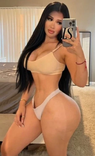 PINK PUSSY BIG TITTY LATINAS🩷💦