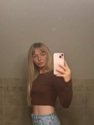 (330)441-3132 is ethnicity_Caucasianandoffers nuru massages, asian massage, bodyrubs in Akron and available for service_location_incallon rubrankings Welcome to my private studio, where I’m here to help you relax and escape the stress of everyday life. I offer soothing relaxation massages in a clean, comfortable, and discreet setting. I bring my own unique vibe, so you’ll always have an amazing experience with great energy and even better company. Easy scheduling and flexible availability—come unwind with me today.

Can't wait to rub you 😊
330-441-3132 
